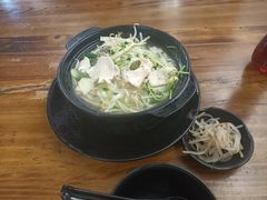 秀才砂锅米线-丽虹云南过桥米线(兴工街店)