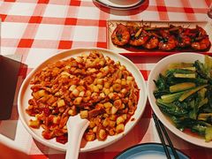 -洪霞餐馆·川菜·鲜货现炒(两江春城店)