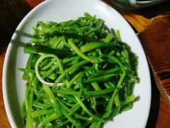 -小厨子私房菜·云南美食店