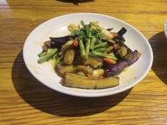 -柴窝堡22号辣子鸡·传承新疆菜