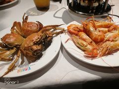 -领鲜活海鲜榴莲自助火锅(东门店)