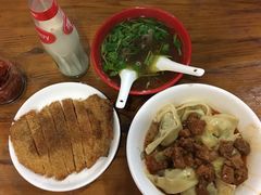 -潘国仙耳光馄饨(黄家阙路店)