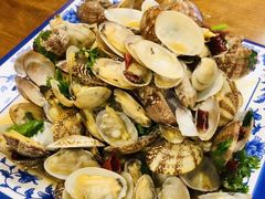 -老东镇啤酒屋海鲜加工·蒸汽海鲜·海鲜烧烤(台东店)