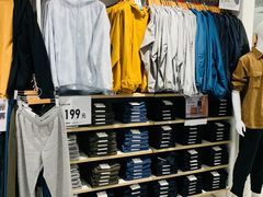 -优衣库(北京万柳华联购物中心店)