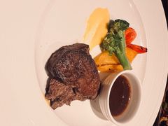 -食百绚全日制餐厅(成都棕榈泉费尔蒙酒店)
