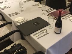 -哈布斯扒房(华发商都店)