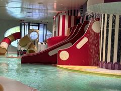 -涨巢·潮玩水疗局