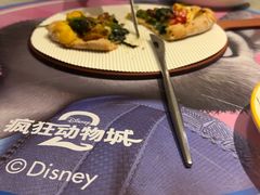 -必胜客(尹山湖歌林公园店)
