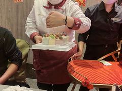 -海底捞火锅(高新万达广场店)
