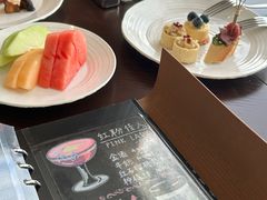 -深圳国际会展中心希尔顿酒店(前海华发冰雪世界店)