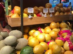 -中百仓储超市有限公司(越秀星汇维港店)