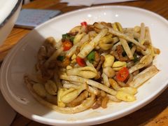 -苹果树下艺术餐厅(宋庄店)