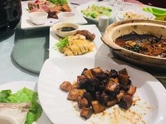 -品悦酒店(三林古镇店)