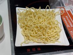 -黄记煌三汁焖锅(新佳丽江汉路店)