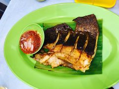 -明记烧鱼美味店