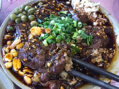 -谢老五跷脚牛肉·非遗传承店