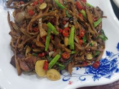 -湖南人家湘菜馆(镇江路店)