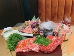 -铭牛烧肉·和牛海鲜自助(高新月牙湖店)