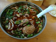 -遵义虾子张六羊肉粉(普陀路店)
