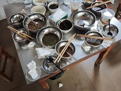 -正宗杨记普洱酸醋米线(总店)