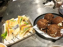 -W COLLECTIVE  DESSERT SHOP
