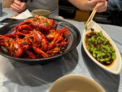 -肥肥虾庄·金牌油焖大虾(东湖欢乐谷店)