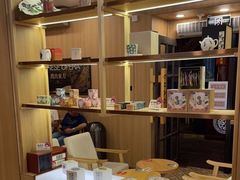 -霸王茶姬(南强街店)