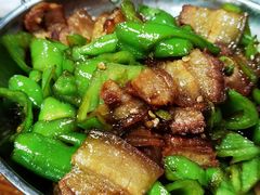 -芦茨金富饭庄·25年老字号·专做稻草鸡
