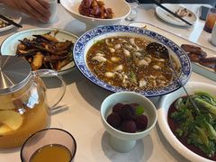 -峨嵋小镇·川菜(勒泰中心店)
