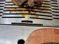 -臻牛烤肉