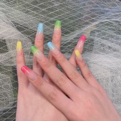 -爱纶美·美甲美睫半永久