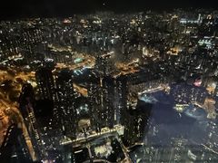 -香港ELEMENTS圆方