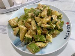 麻酱黄瓜-清真喜兰老丁羊汤特色小吃