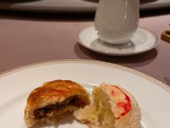 黑松露鲜肉月饼-新荣记(湾仔店)