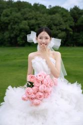 -喜爱高定婚纱摄影