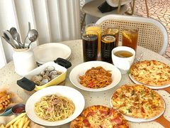 -必胜客(阿罗海店)