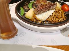 -绿茵阁西餐厅(中央广场店)