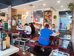 大堂-水碾河刘老大串串香(水碾河路店)