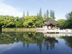 -汇龙潭