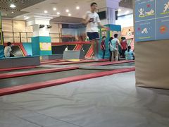 -嗨马乐动室内潮玩运动·团建·轰趴·桌游(南丰汇店)