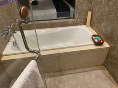 -蓝蔻酒店(深圳东站布吉万象汇店)