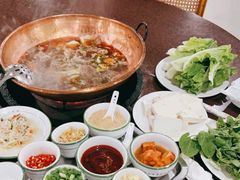 -朝伟清真铜瓢牛肉馆(三十年老·店)