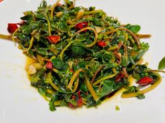 -黄泥岗·地道湖北菜(奥特莱斯店)