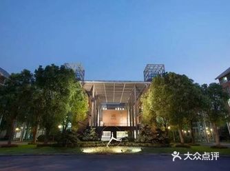包校采用的都是内部直升的方式，所以除了幼升小阶段