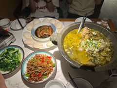 -小凤庭·地道湖北菜武昌鱼·藕汤(38年黄鹤楼店)