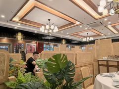 -围龙屋客家食府(福田店)