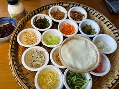 -包整·丝娃娃(一览甲秀楼风景店)