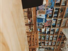 -猫的天空之城概念书店(束河店)