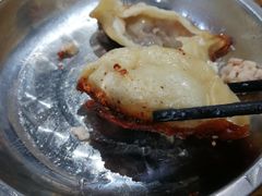 -黄阿姨锅贴大王(万航渡路店)