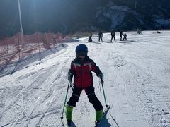 -荣盛康旅野三坡滑雪场